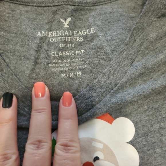 Young adult Tshirt, sz Medium 💚❤️ funny Santa with his North Pole - Picture 3 of 9